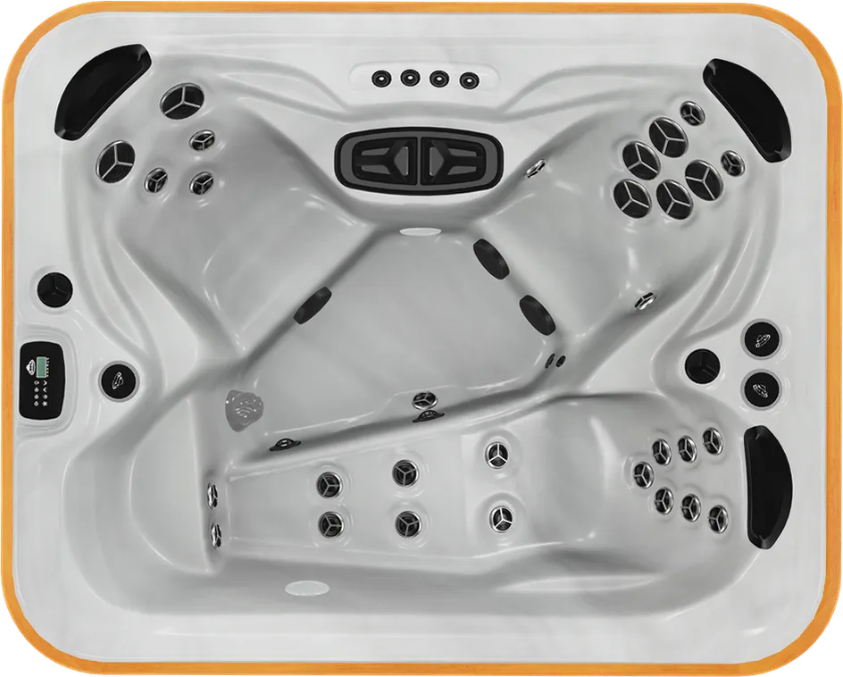 Arctic Spas Arctic Fox hot tub, top view