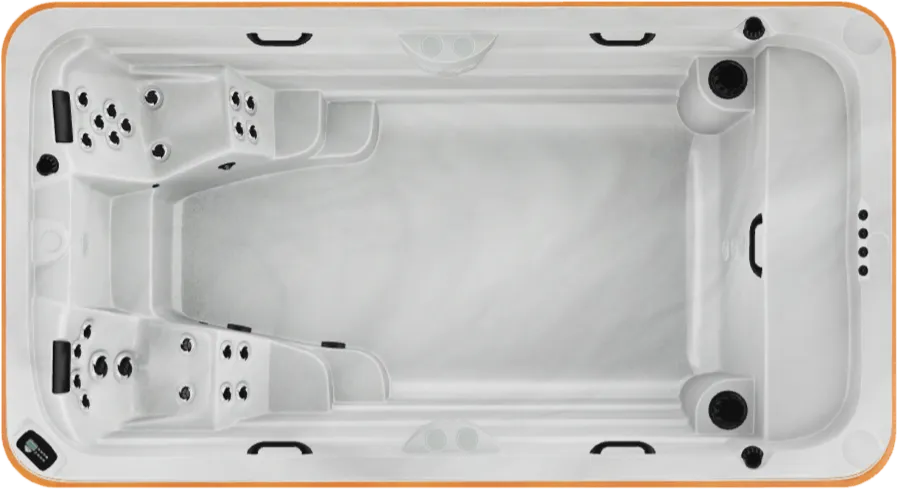 Arctic Spas Wolverine swim spa, top view
